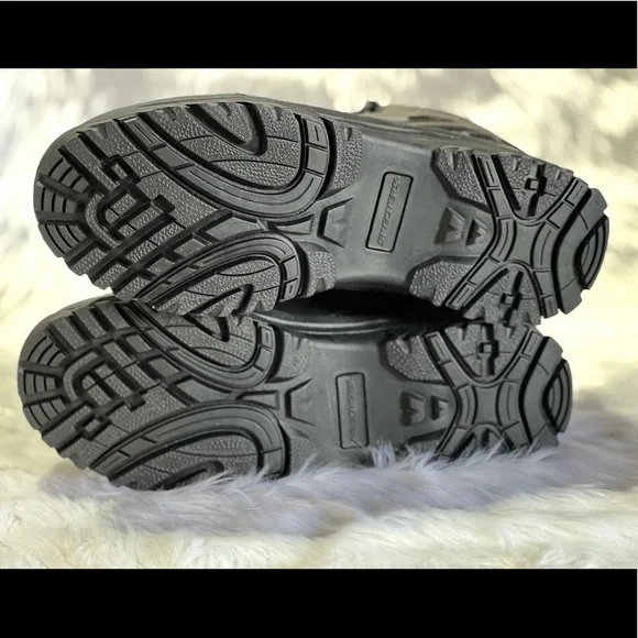 New SKECHERS Relaxed Fit Resment Traven boots - Picture 8 of 11